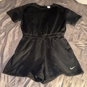 NIKE FLEECE ROMPER